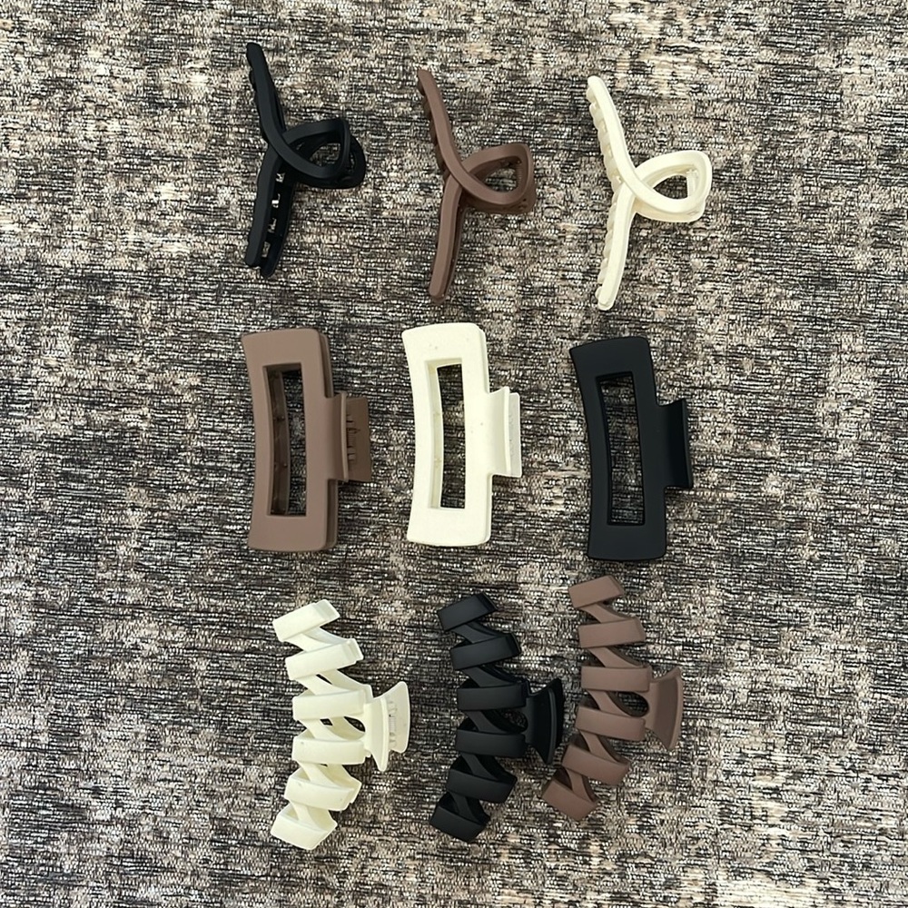 Set of 9 cream, brown and black claw clips